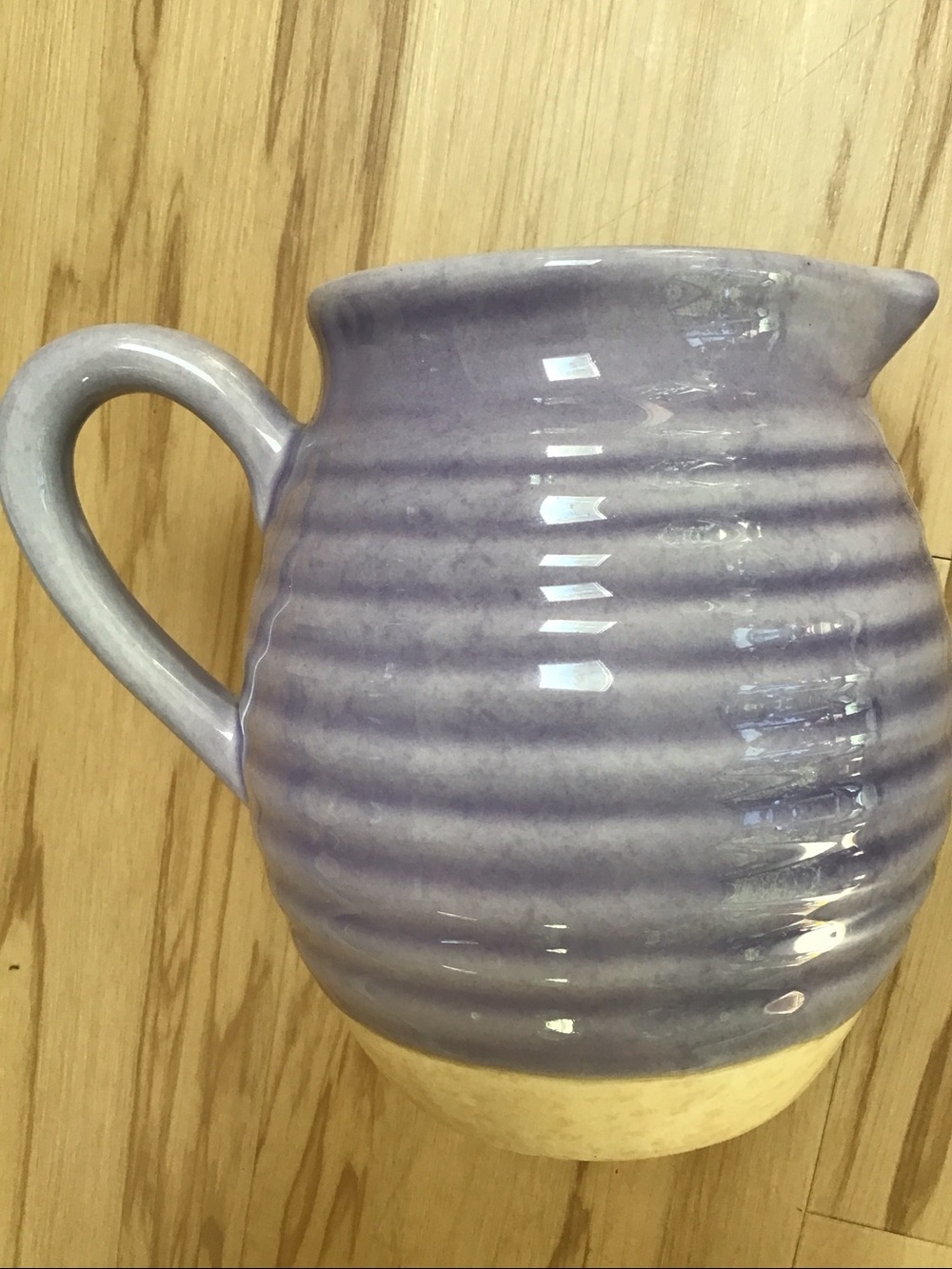 Lavender Lilac Purple Dragonfly Ribbed Speckled‎ Bottom Stoneware  Pitcher Vase - Picture 2 of 8